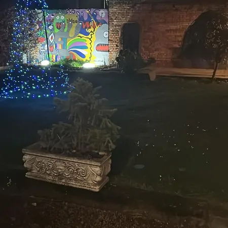 Freistehendes Haus Mit Grossem Garten Zur Alleinigen Nutzung Vakantiehuis