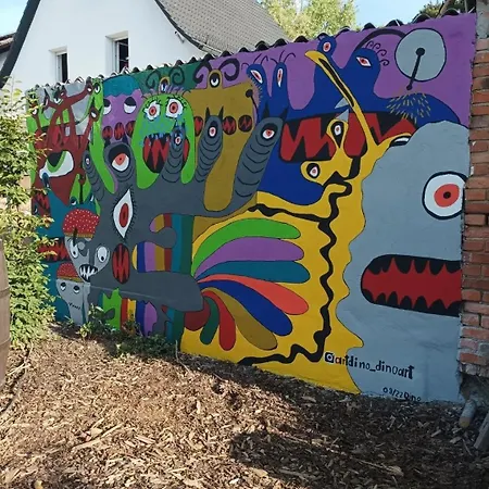 Freistehendes Haus Mit Grossem Garten Zur Alleinigen Nutzung * Grosskrotzenburg